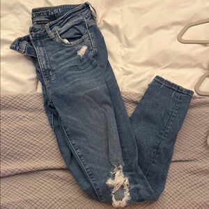 American Eagle Outfitters Women's Blue Distressed Skinny Jeans